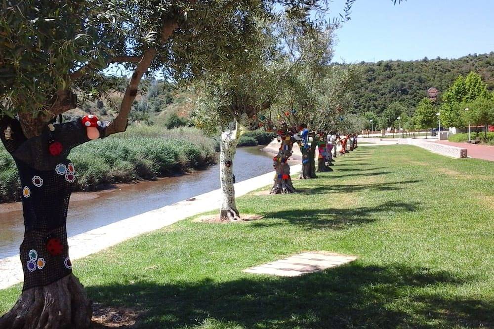 Ganze Wohnung, Portugiesische Algarve-Landschaft, entspannender Feiertag in São Bartolomeu de Messines, Faro Distrikt