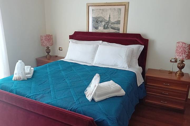 Appartamento intero, Casa Mamma, relax in famiglia sul lago d' Iseo- elegante appartamento - 2 camere in Lovere, Lago d'Iseo
