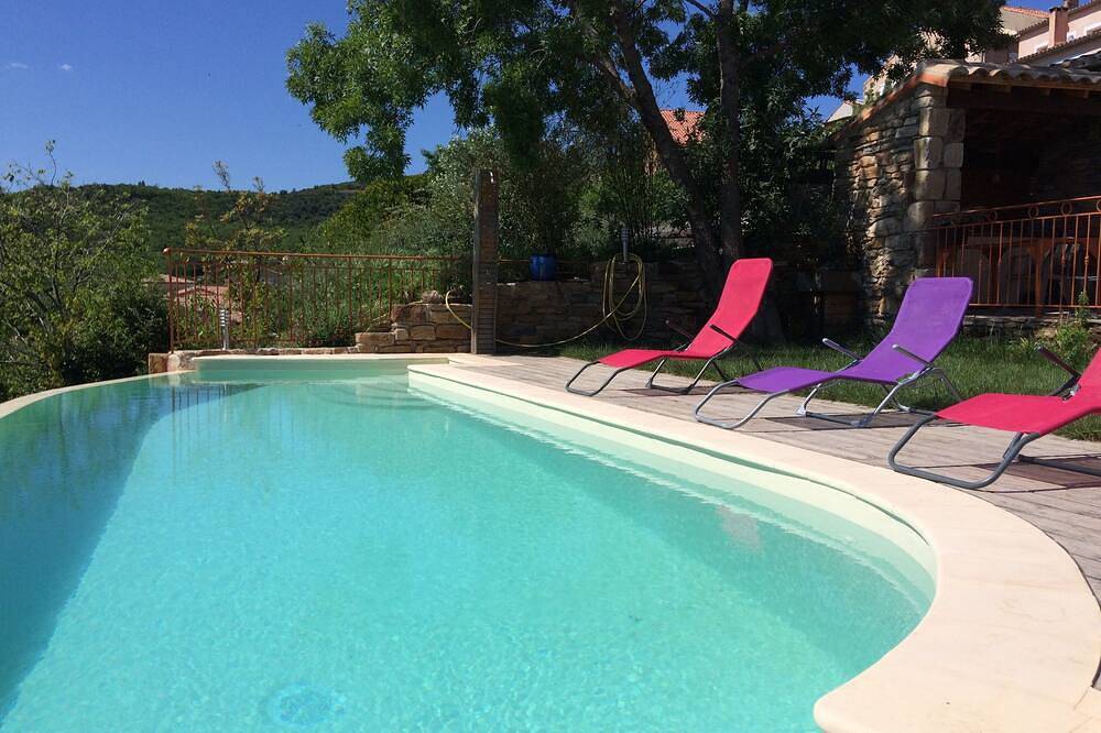 Gite Lestival avec piscine chauffée prés du Lac du Salagou, la mer et Larzac. in Usclas-du-Bosc, Région de Lodève
