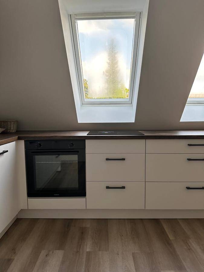 Ganze Wohnung, Exklusive Maisonette-Wohnung am Rande von Freiburg im Breisgau in Merzhausen, Südschwarzwald