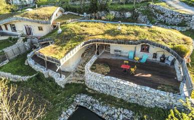 Chambre d’hôte pour 2 personnes, avec jardin dans Lozère