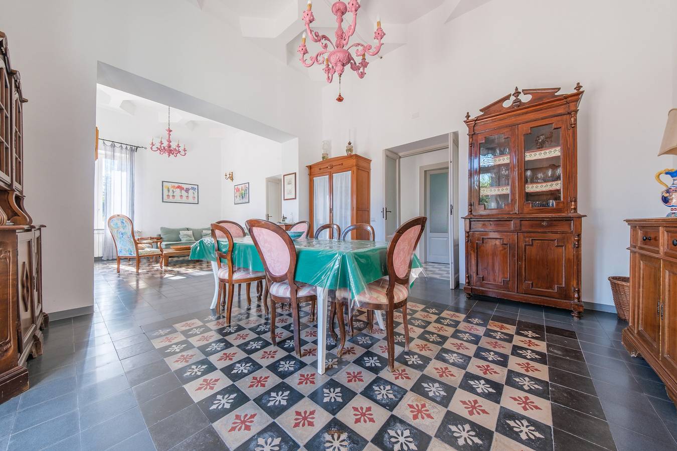 Villa 'La Casa Bianca' mit privater Terrasse, Wlan und Klimaanlage in Lipari