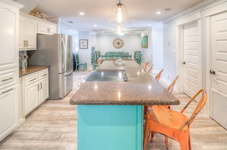 Vacation home for 24 people in South Padre Island