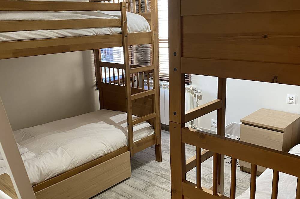 Entire apartment, Avet Luxury Apartment Edif Apol Lo, Soldeu (Hut 006768) in Soldeu, Grandvalira