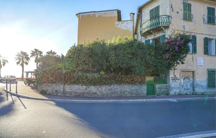 Location de vacances pour 7 personnes, avec terrasse et jardin à Région de Vintimille - 2