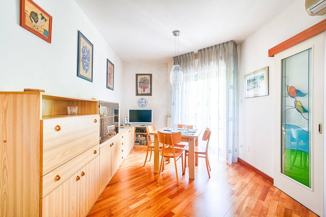 Appartamento intero, New! Stadio & Palazzetto Apartment x4! in Trieste, Carso