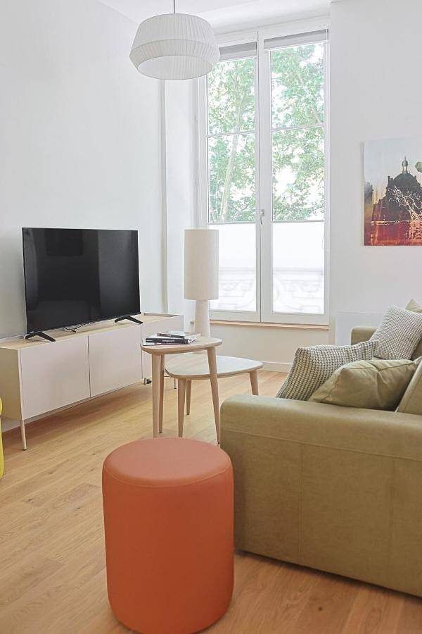 Gîte pour 2 personnes dans Basilique Saint-Seurin de Bordeaux - 2