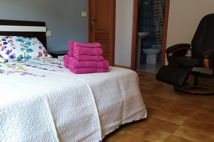 Gîte pour 6 personnes, avec balcon à Sanxenxo - 4