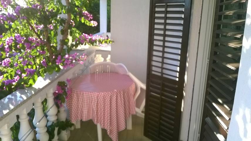 Ferienwohnung für 2 Personen, mit Balkon/Terrasse in Barbat na Rabu