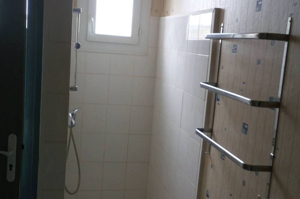 Entire apartment, Apartment in Murviel-lès-Béziers, Mediterranean Coast (France)