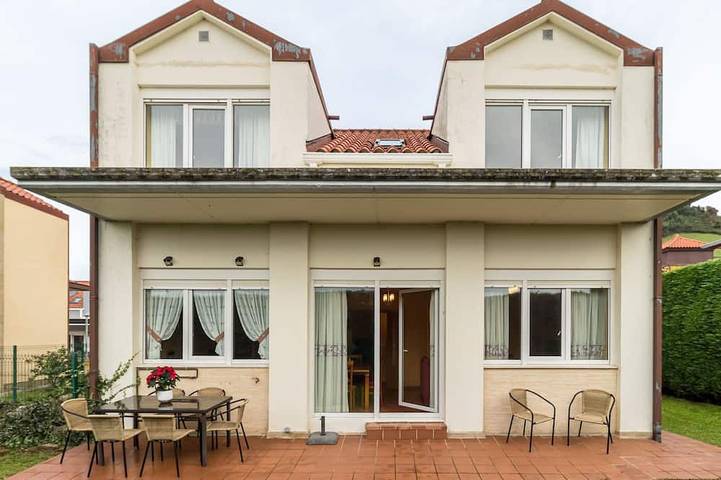 Ferienhaus für 8 Personen, mit Terrasse - 1