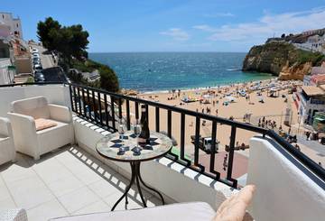Gîte pour 4 personnes, avec balcon à Carvoeiro