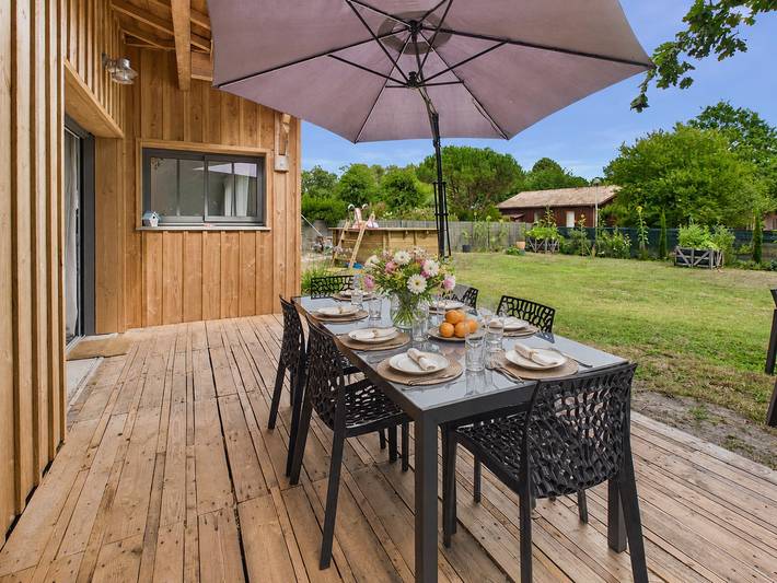 Piscine, jardin & jeux enfants – Maison pour 6 pers in Taussat, Lanton