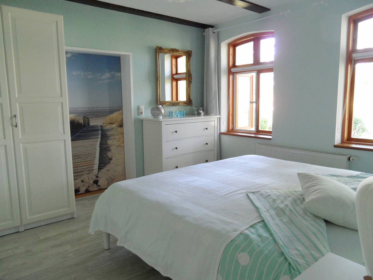 Ganze Ferienwohnung, Komfortable Ferienwohnung "Vier Linden", ruhige dörfliche Lage, 20 min zur Küste in Kirch Mulsow, Neubukow-Salzhaff