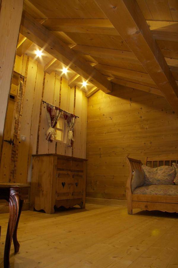 Gîte pour 4 personnes, avec vue et jardin à Lavans-Vuillafans - 2