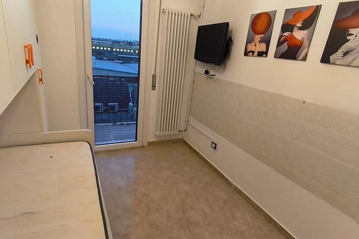 Ganze Wohnung, Gemütliche Unterkunft nahe allen Dienstleistungen, Altstadt, Messegelände und Krankenhaus in Ferrara, Ferrara Provinz