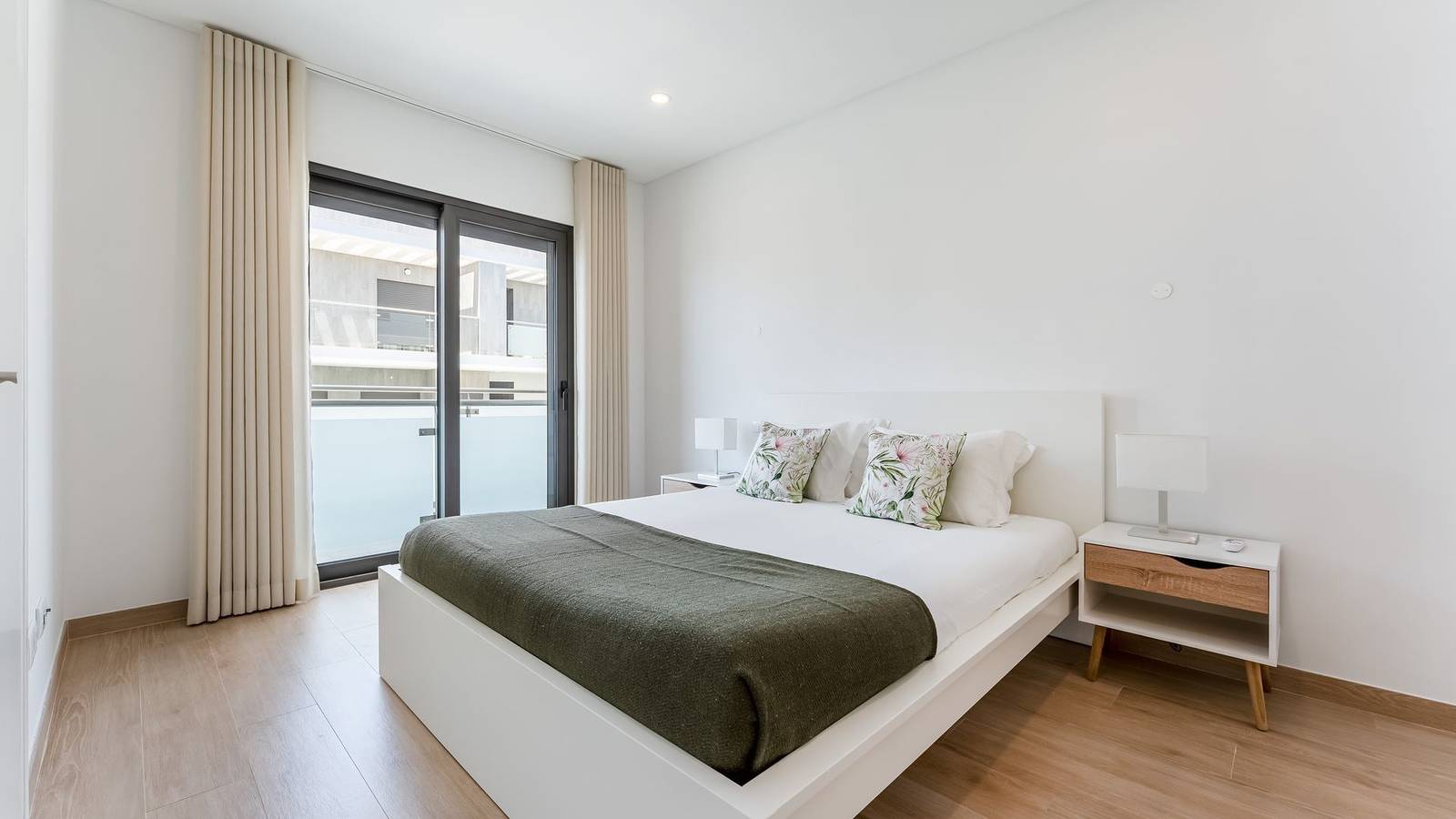 Appartement entier, Appartement de vacances pour 6 personnes avec balcon in Quarteira, District de Faro