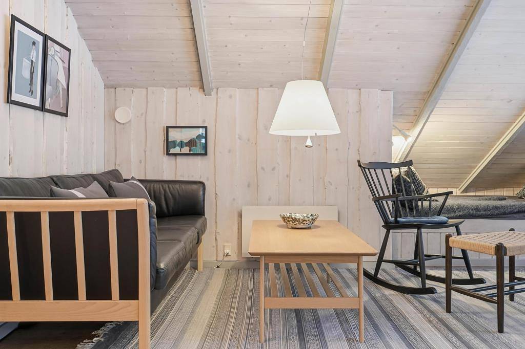 Charmantes Ferienhaus mit Kaminofen im Wald in Ho in Blavand, Varde Region