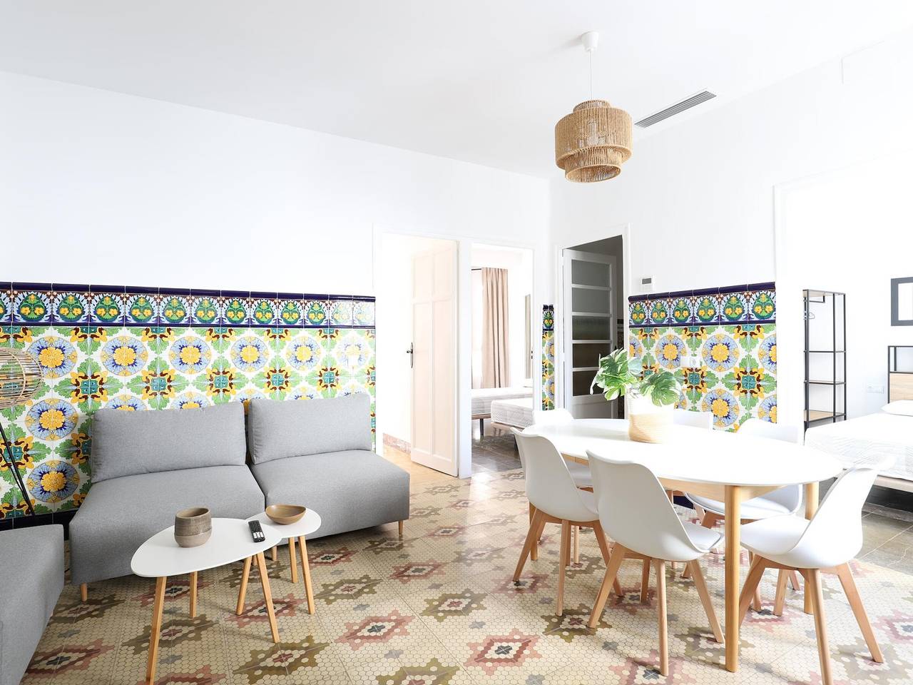 Casa de pueblo tradicional y moderna con terraza, cerca del mar en Puerto de Sagunto in Puerto de Sagunto, Sagunto