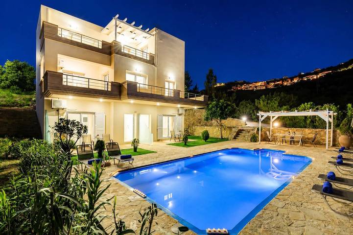 Gîte pour 2 personnes, avec Jardin et Piscine dans Georgioupoli