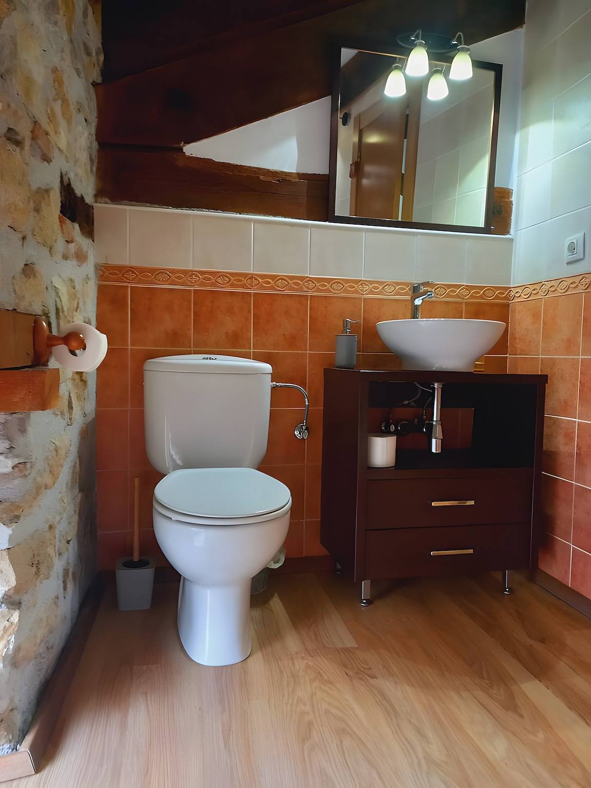 ‘Apartamento P’ met gedeeld zwembad en tuin, Wi-Fi en airconditioning, foto 8