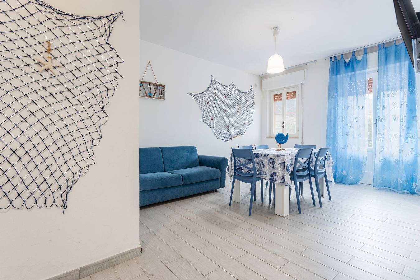 Hel lägenhet, Apartment 'Blue Island' with Mountain View, Wi-Fi and Air Conditioning in Isola delle Femmine, Palermo provins