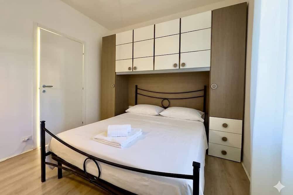 Appartamento intero, Leonardo Academy & Relax 95mq Giardini e Terrazzo in Sesto Calende, Comune di Sesto Calende