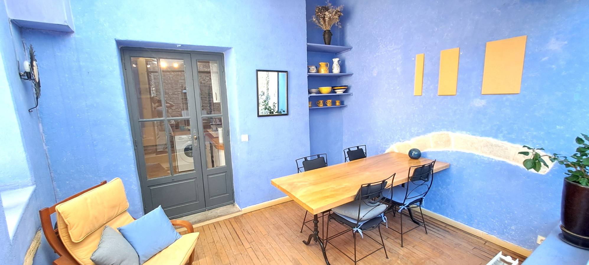 Hel leilighet, Duplex avec terrasse et patio au cœur du village – Saint-Paul-Trois-Châteaux, Drôme Provençale in Saint-Paul-Trois-Châteaux, Nyonsregionen