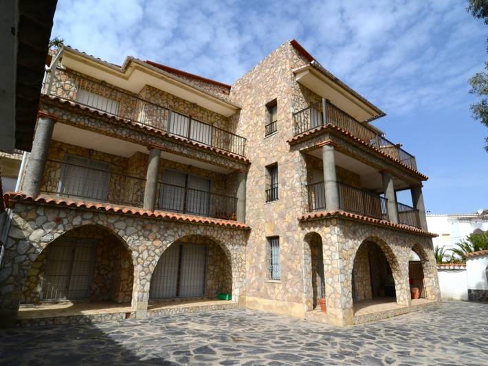 Gîte pour 6 personnes, avec terrasse dans Sant Martí d'Empúries - 2