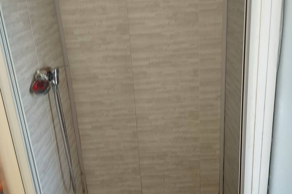 Appartement entier, Studio meublé indépendant in Chambray-lès-Tours, Région de Tours