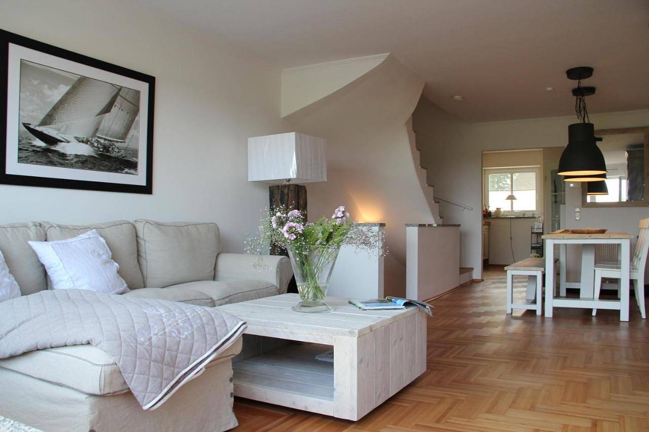 Hygge House - mit Garten, Dachterrasse und Weitblick in Hemmelsdorfer See, Ratekau