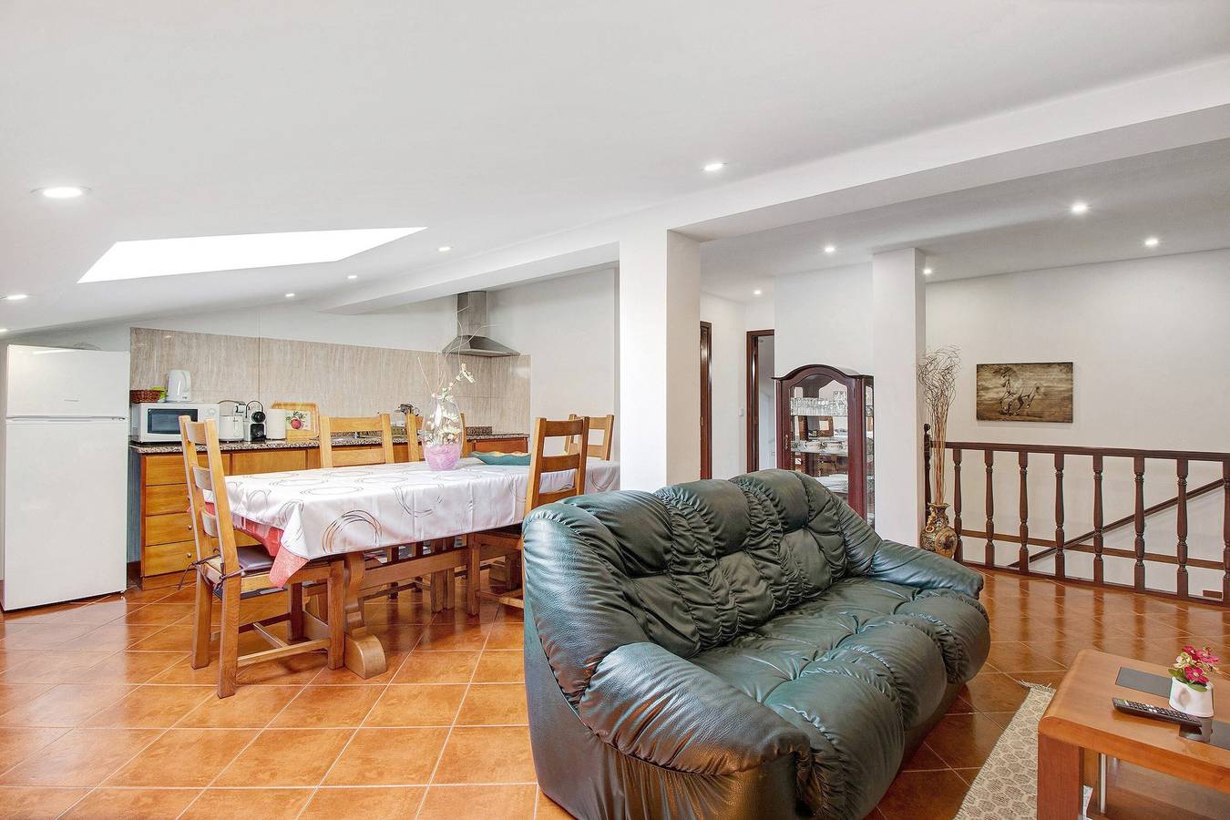 Entire apartment, Apartment 'Bellaë Holiday - California' with Shared Terrace, Shared Garden and Wi-Fi in Apúlia, Parque Natural do Litoral Norte