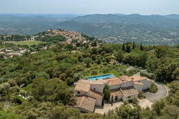 Maison De Vacances pour 16 Personnes dans Cabris, Région de Cannes, Photo 3