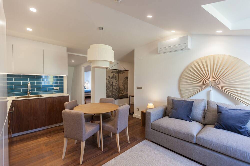 Holiday apartment in Lisbon from £222 per night