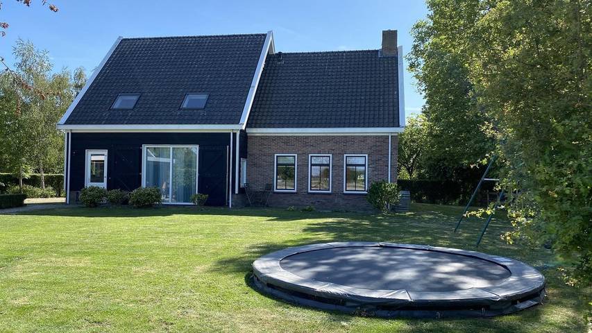Ferienhaus für 16 Personen, mit Balkon/Terrasse und Sauna sowie Terrasse in Zeeland