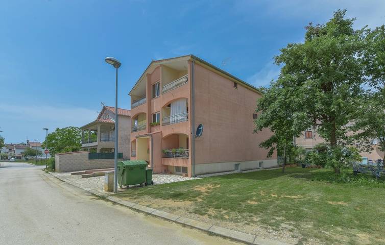 Ferienwohnung für 2 Personen, mit Balkon in Funtana