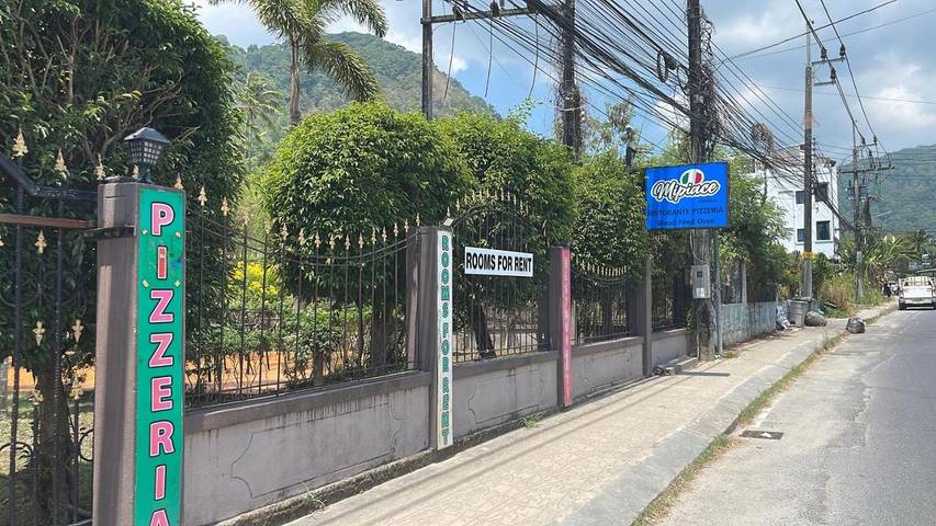 Maison d’hôte pour 2 personnes, avec jardin ainsi que terrasse et piscine, animaux acceptés à Kamala Beach - 2