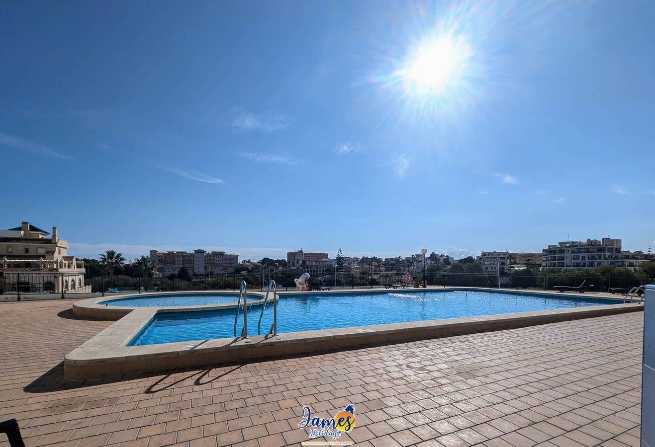 Apartamento entero, Apartamento de vacaciones para 4 personas con piscina in Colinas de la Zenia, Orihuela