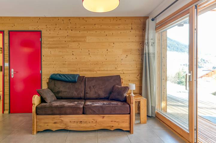 Appartement entier, Appartement "L'escargot" avec vue sur les montagnes, terrasse privée et Wi-Fi in Saint-Jean-d'Arves, Région de Saint-Jean-de-Maurienne