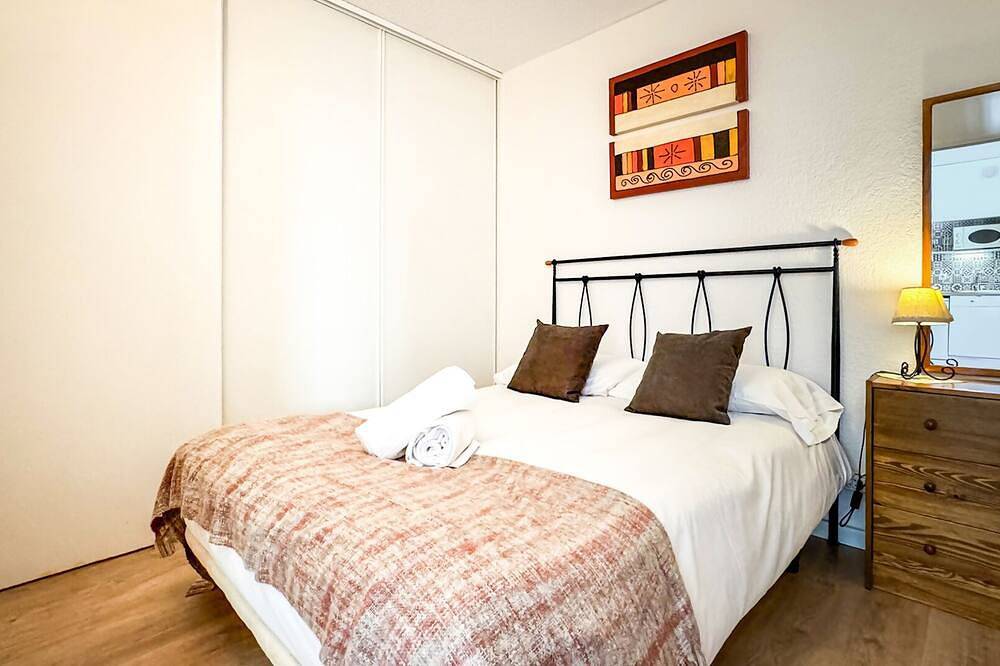 Entire apartment, The Montana Park racó in Enveitg, Prades region