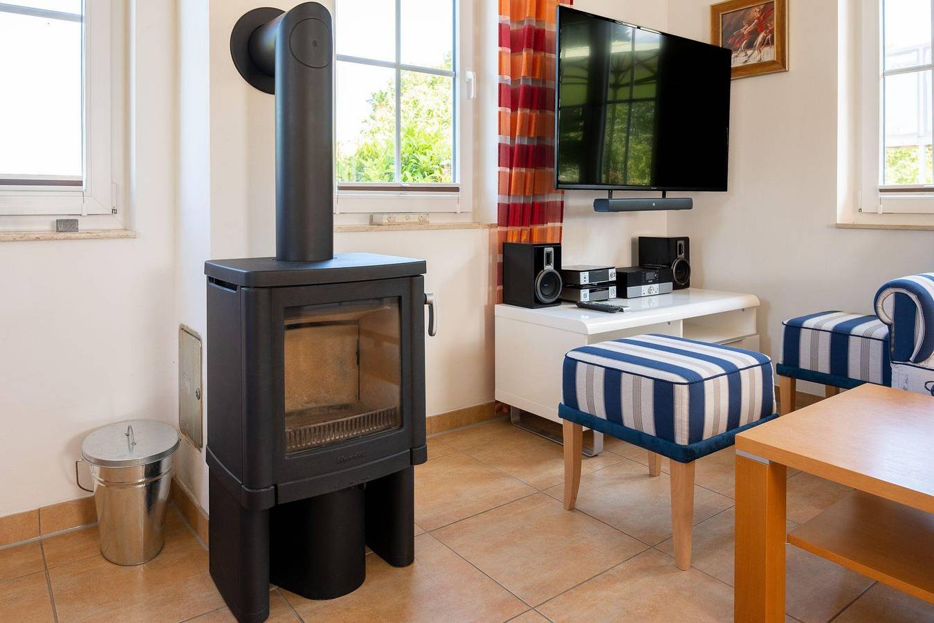 Urlaub im Reethaus Delphin mit Whirlpool und Sauna in Gramkow, Hohenkirchen