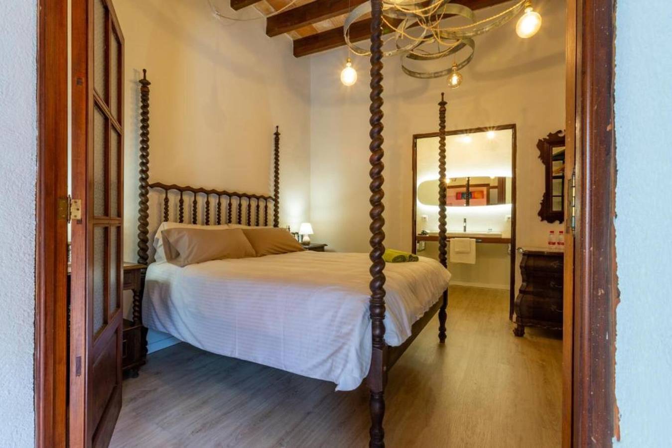 Habitación Doble con piscina compartida, Wi-Fi y aire acondicionado in Sineu, Interior de Mallorca