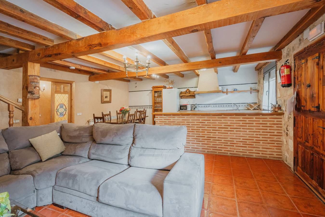 Casa Rural 'La Escondida' con Terraza Privada y Wi-Fi in Duruelo, Provincia de Segovia