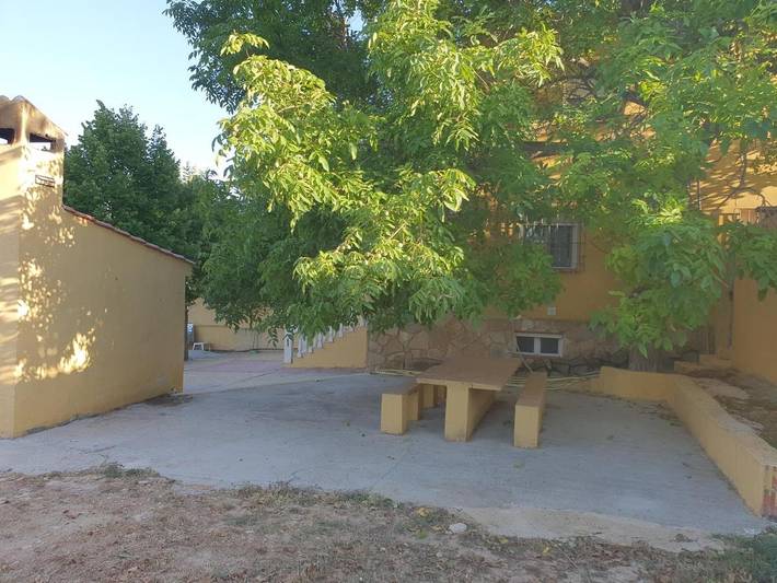 Casa rural para 6 personas, con Balcón y Jacuzzi además de Terraza y Jardín en Provincia de Cuenca - 4