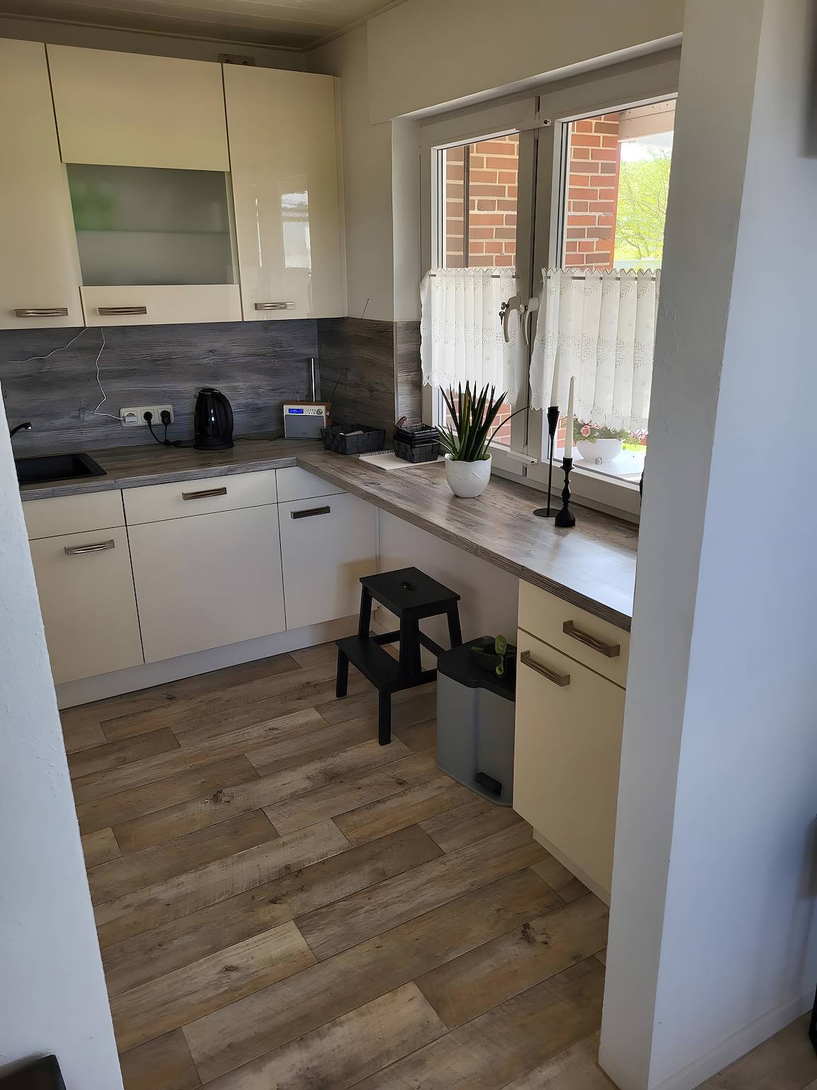 Ferienhaus „Kapitänsstuv“ mit privater Terrasse, Garten und Wlan in Kaiser-Wilhelm-Koog, Nordseeküste