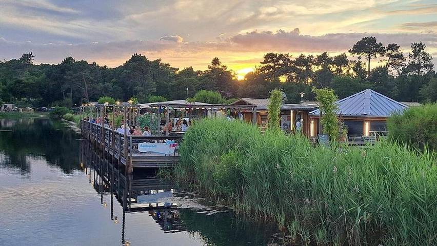 Camping pour 6 personnes, avec piscine et jardin à Lège-Cap-Ferret - 2