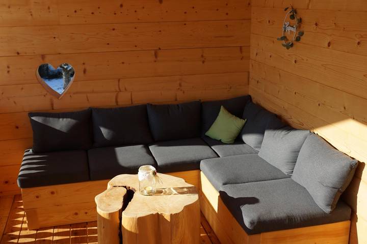 Ferienwohnung für 8 Personen, mit Balkon und Balkon/Terrasse sowie Whirlpool und Terrasse