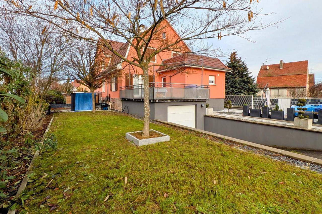 Maison 78m2, Garden, Private Parking in Bollwiller, Région de Guebwiller