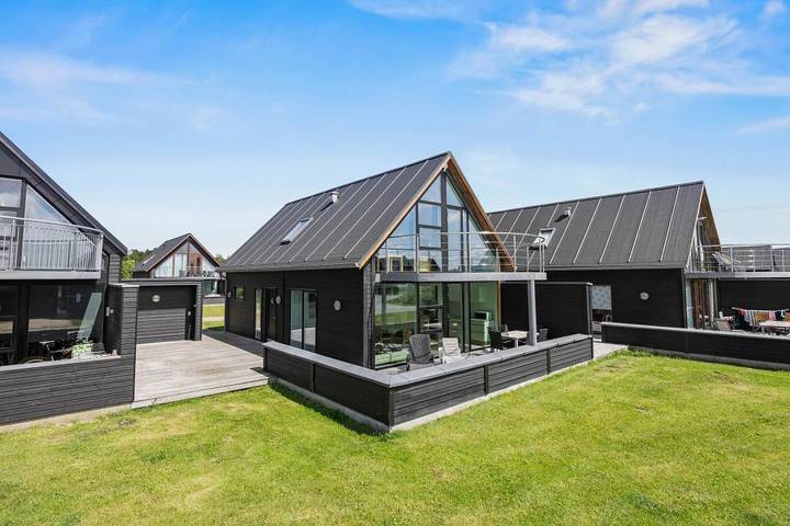 Ferienhaus mit Meerblick für 6 Personen, mit Whirlpool und Balkon sowie Sauna und Balkon/Terrasse auf Rømø
