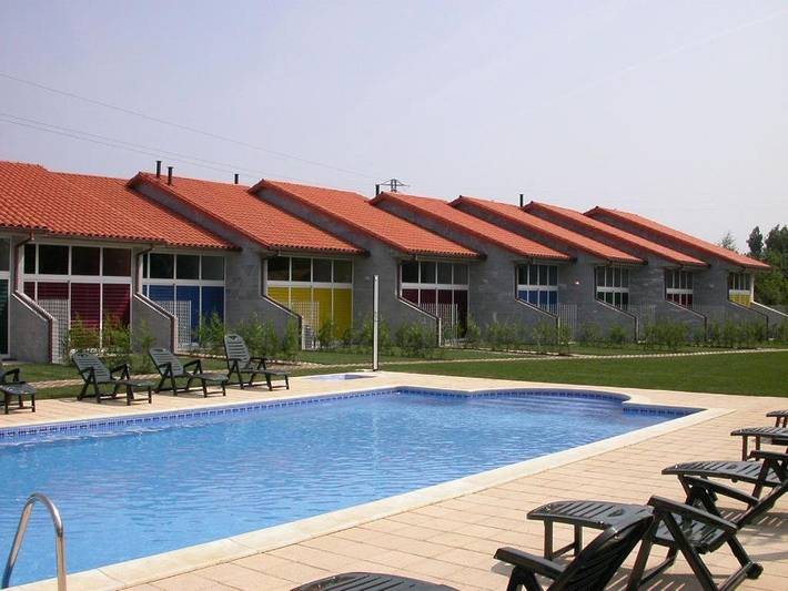 Apartamento para 4 personas, con Terraza y Jardín además de Piscina y Vistas en Posada de Llanes